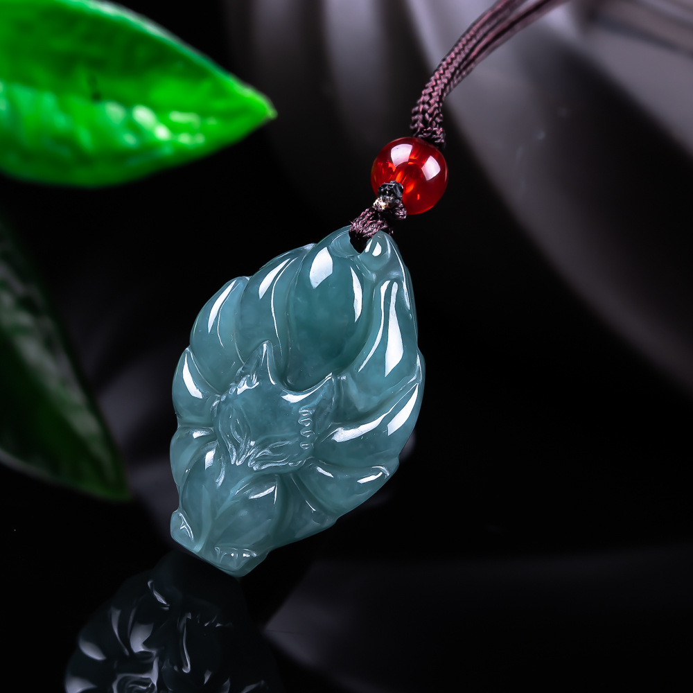 หยกพม่าธรรมชาติจี้รูปสุนัขจิ้ง - Vintage Jewelry Collection บทวิจารณ์และราคา
