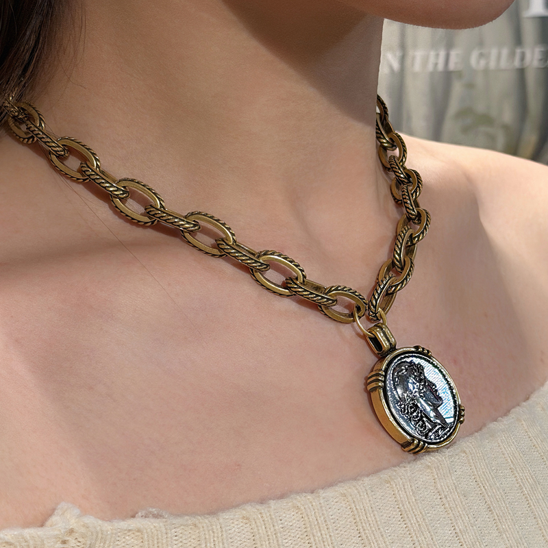 สร้อยคอวินเทจแบบโชคเกอร์ ลายแก - Vintage Collectible Coins บทวิจารณ์และราคา